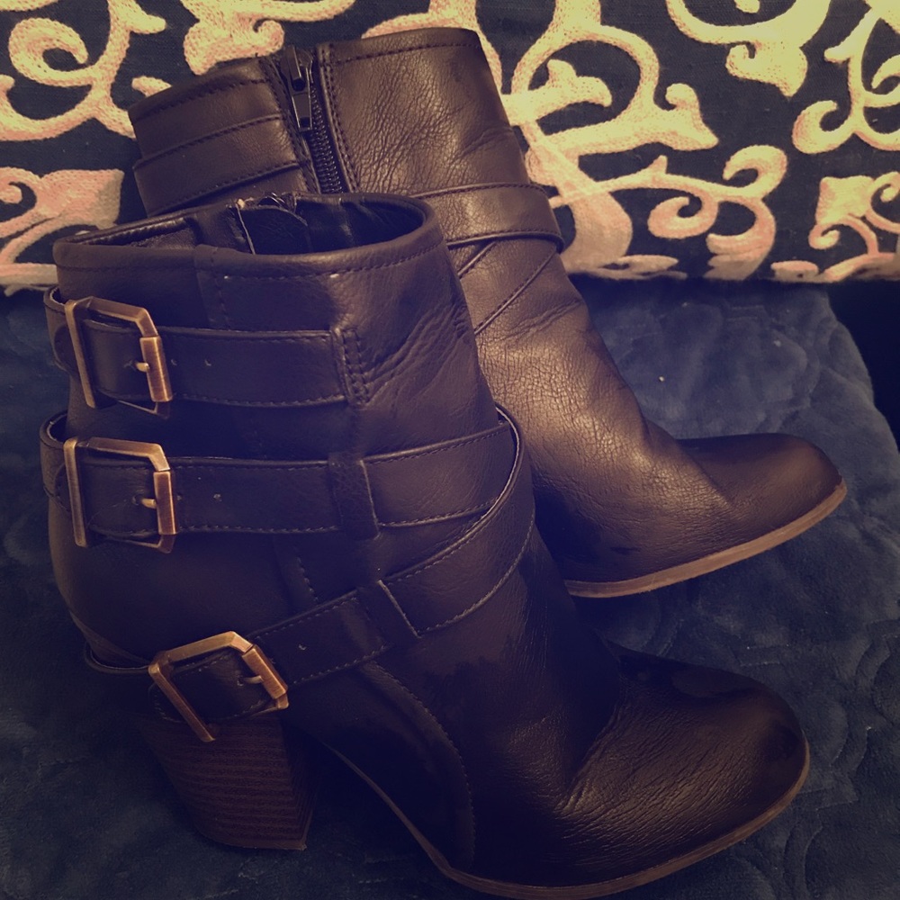 🍁Chic Fall Booties!